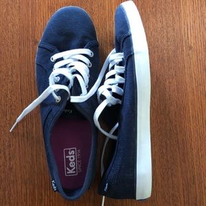 KEDS navy lace up sneakers - Size 9